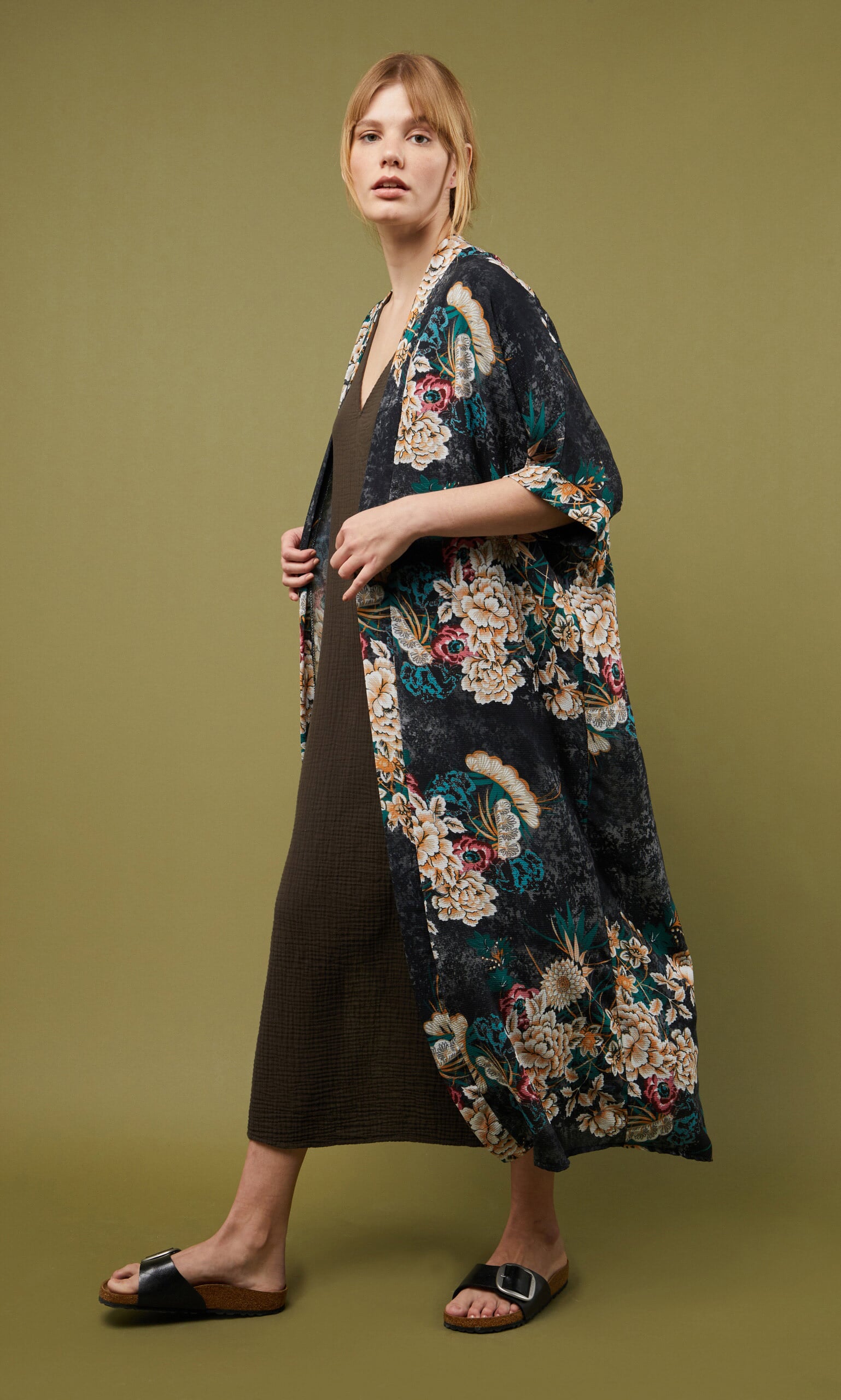 Mae Kimono
