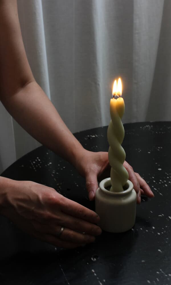 Milk twisted candle