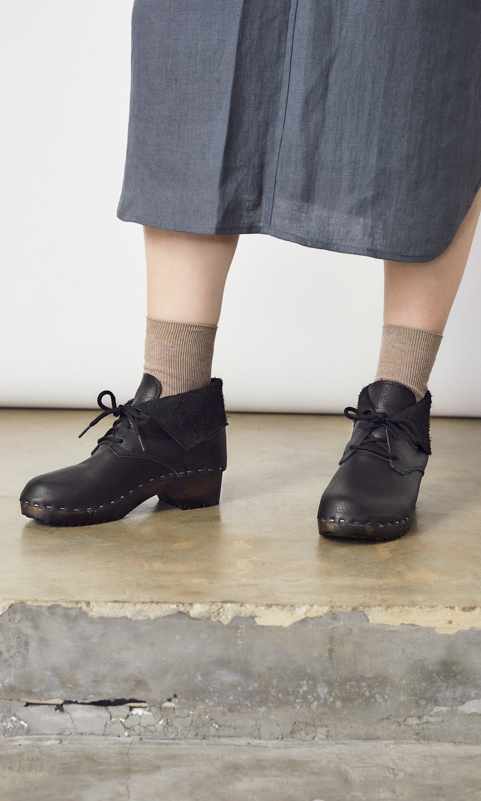 Black store clog booties