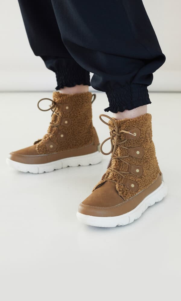 Sorel fawn boots
