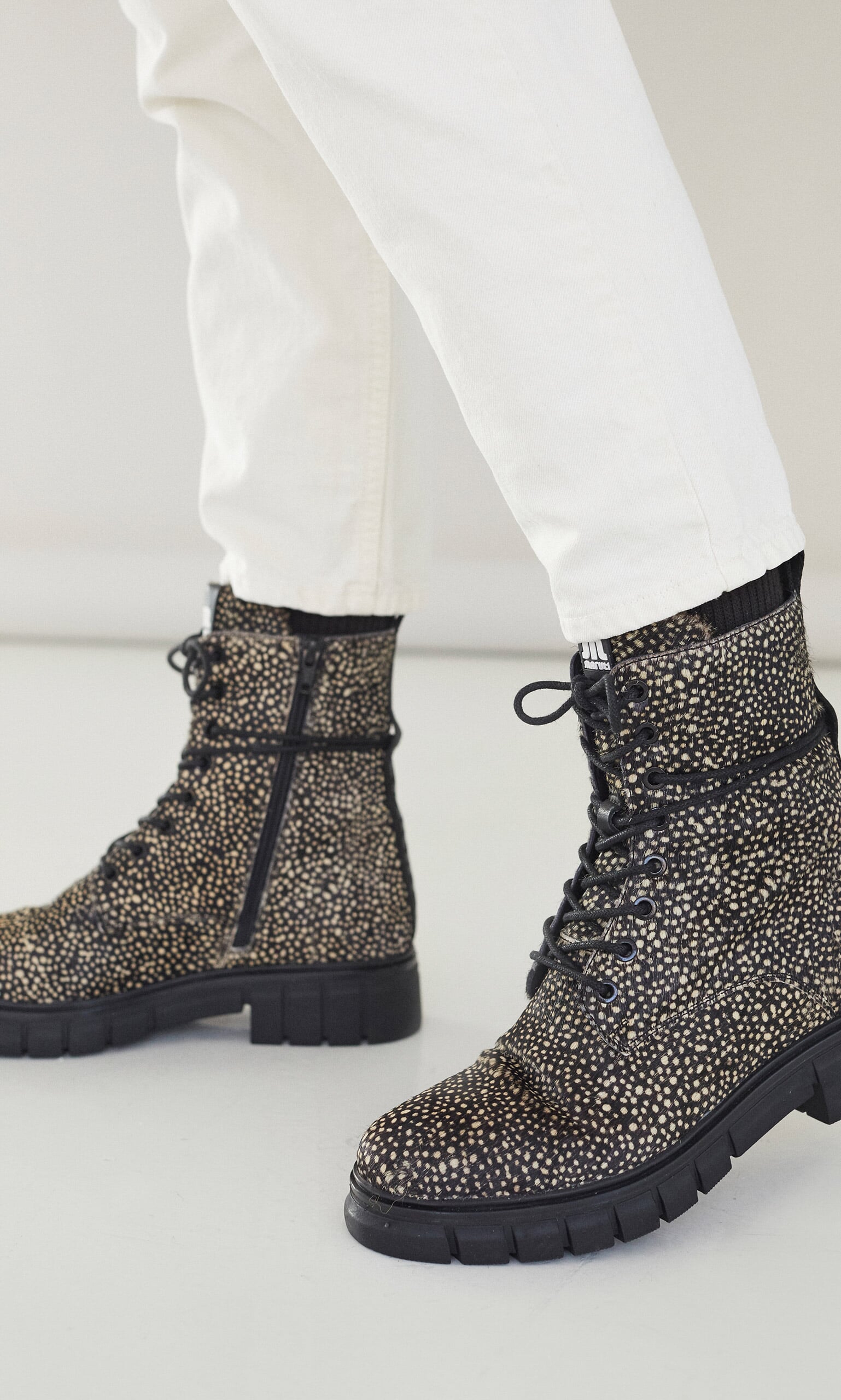 Tyler pixel boots