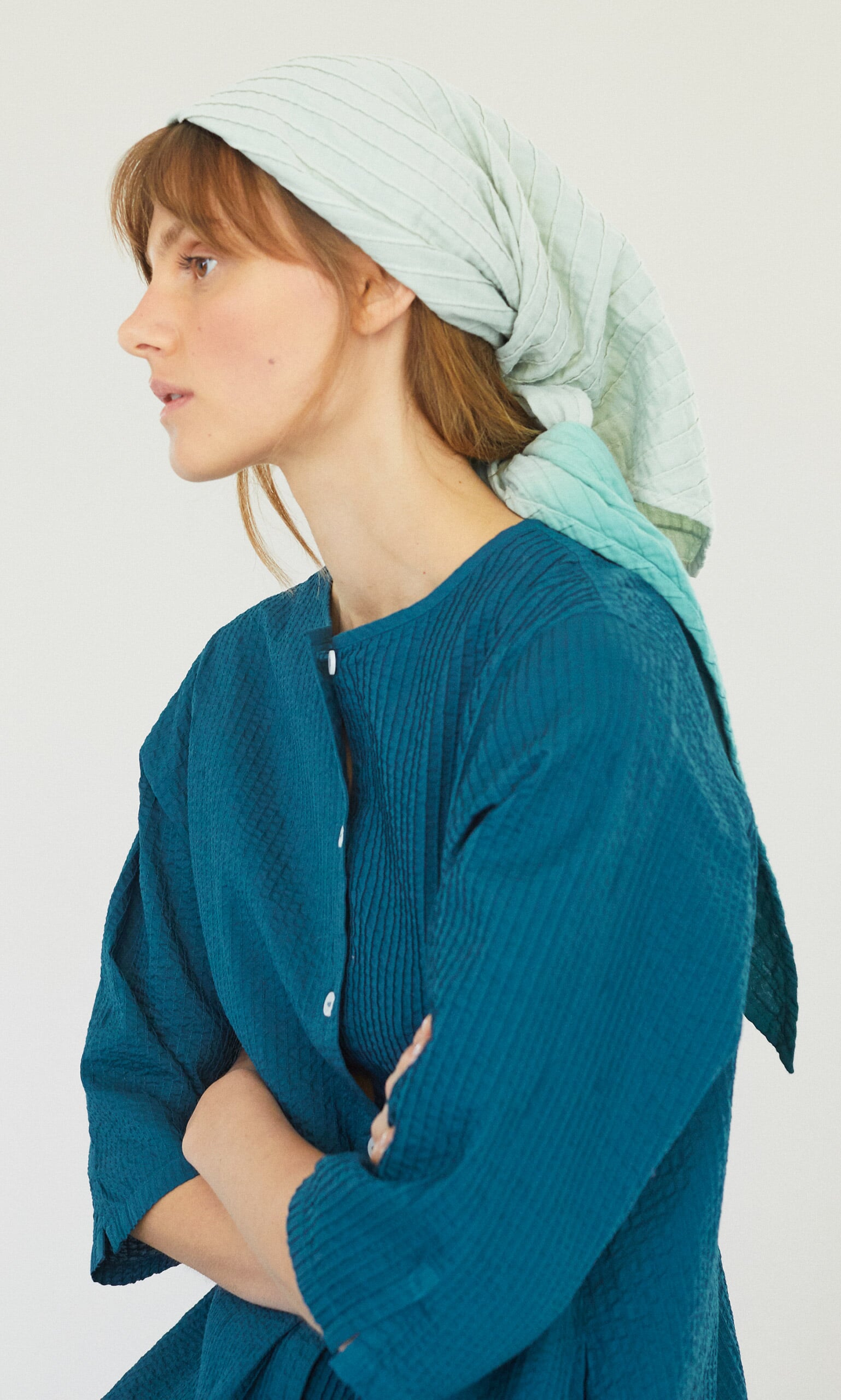 Aija scarf by Yacco Maricard