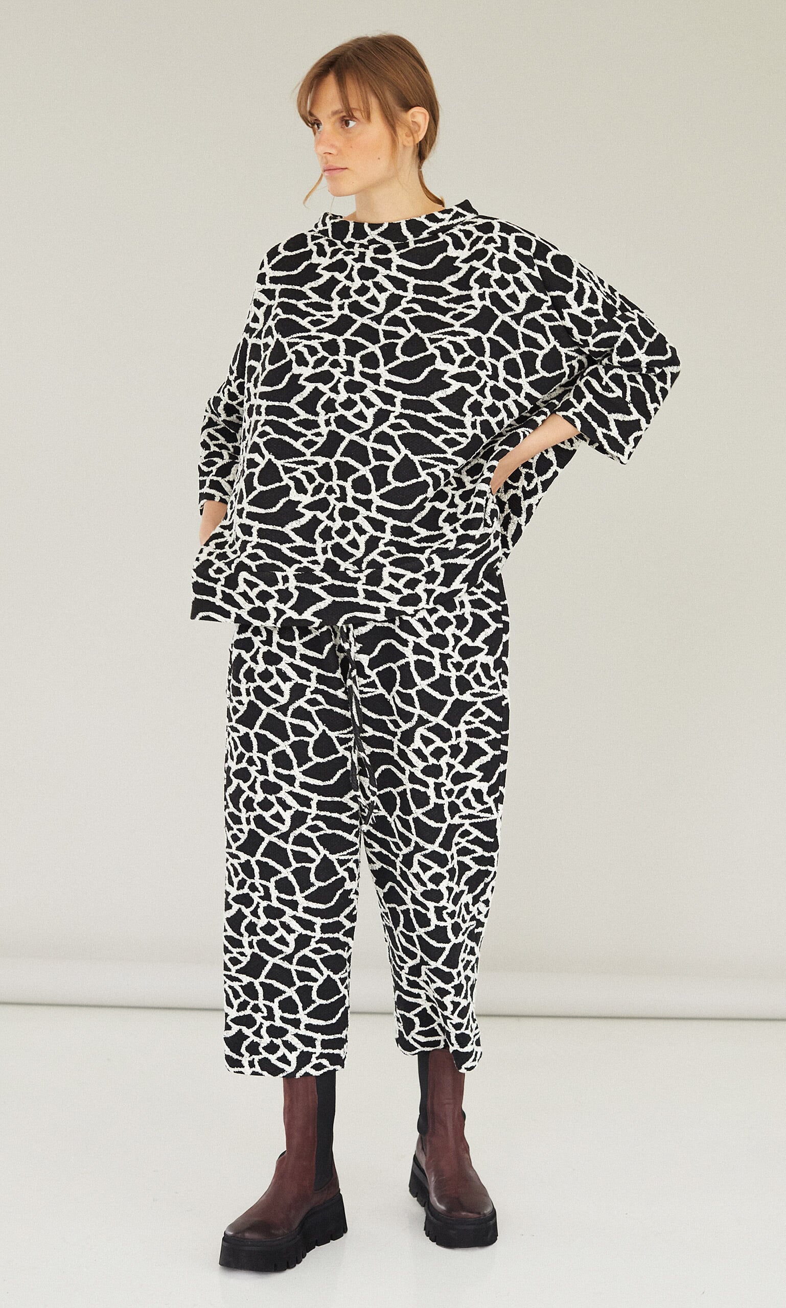 Abstract trousers