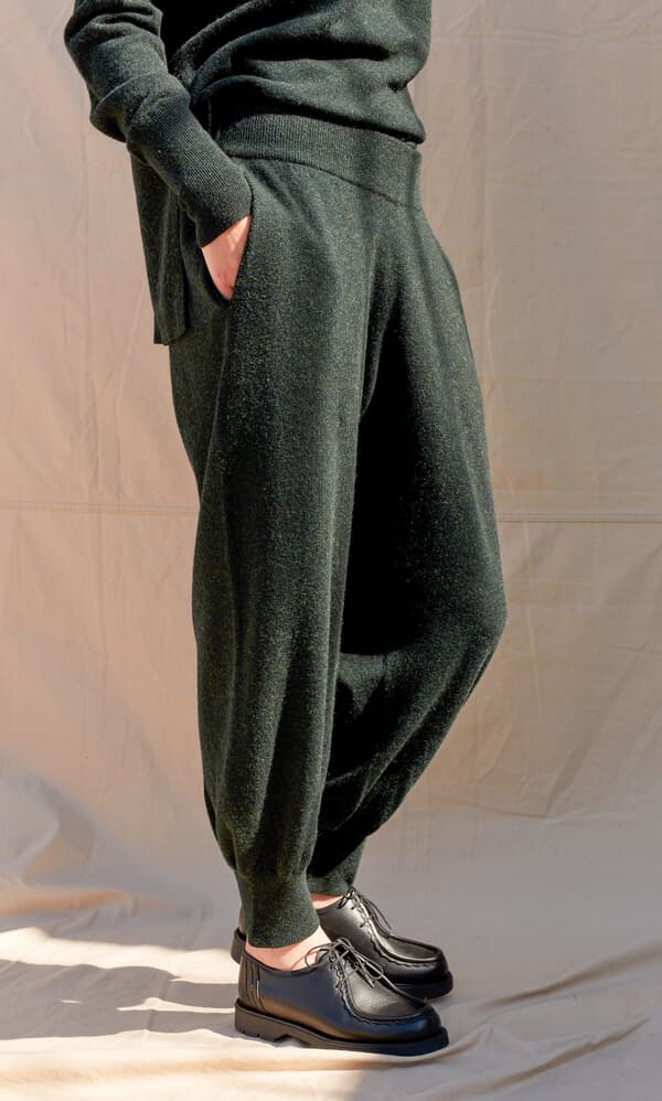 Black pine joggers