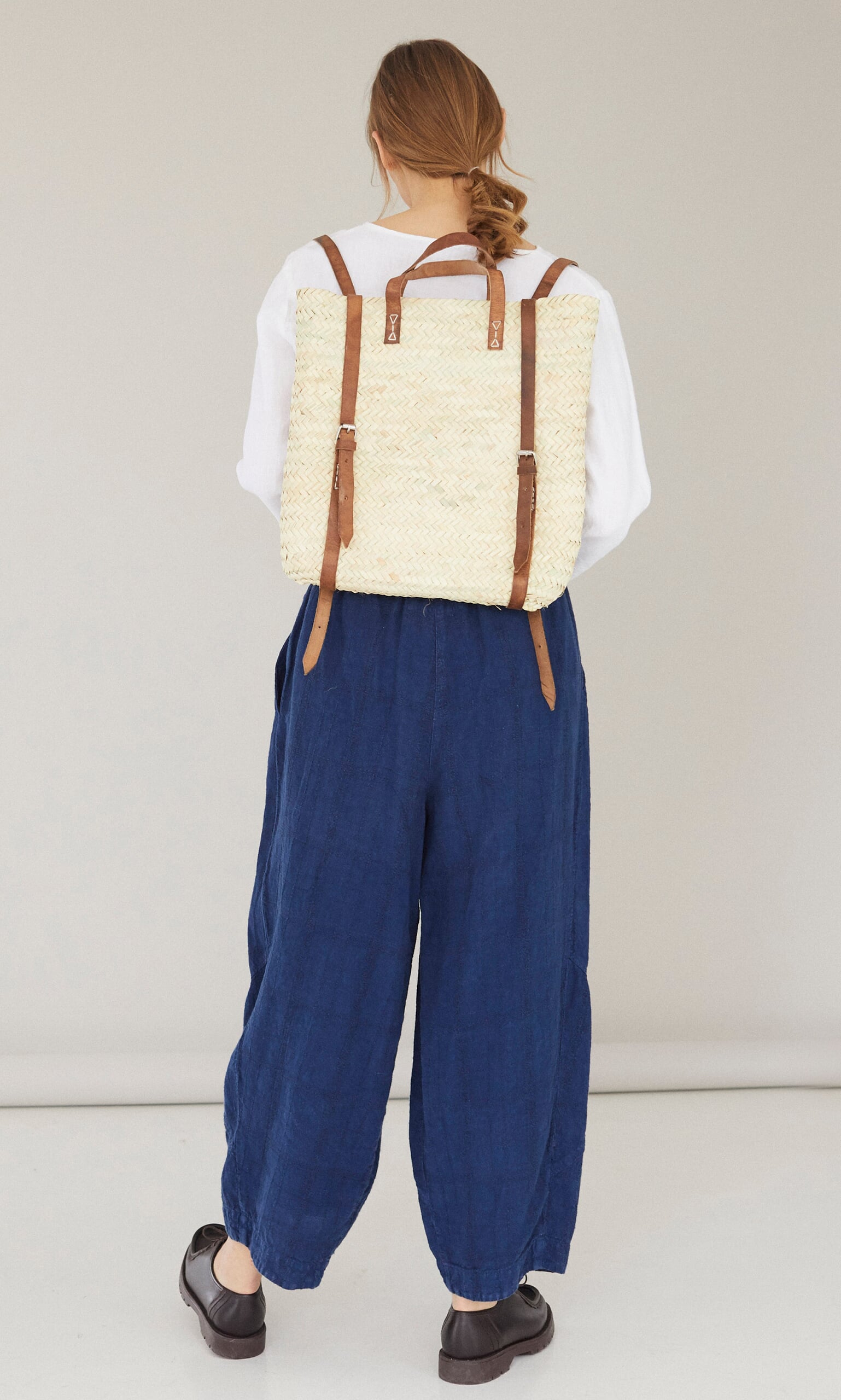 Wicker satchel backpack