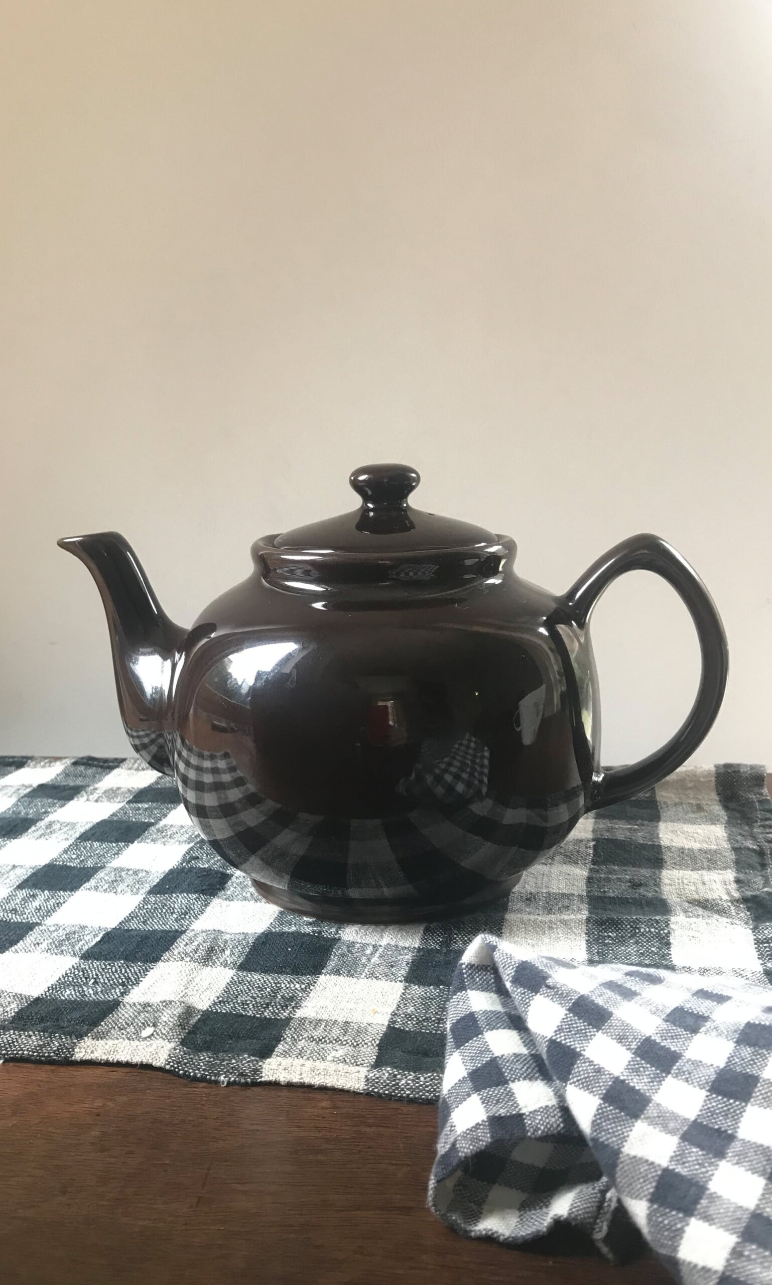 Brown betty teapot 