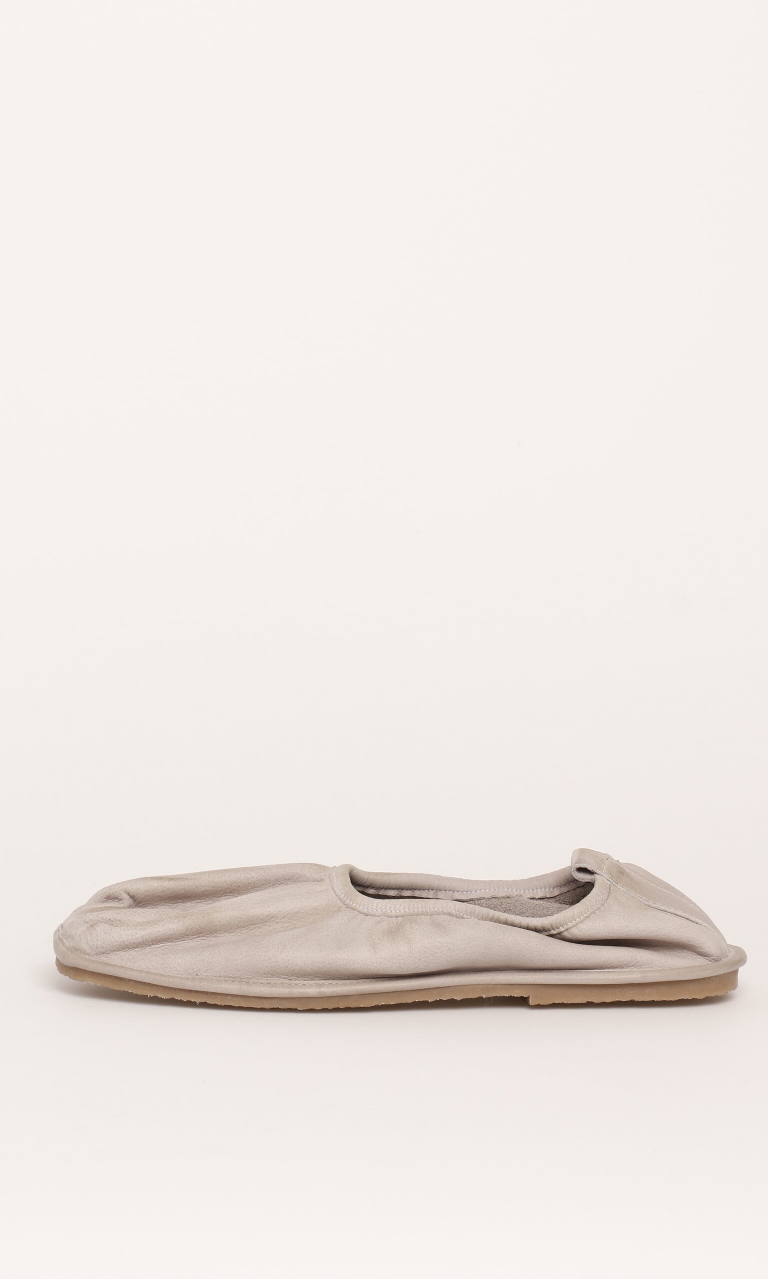 Akoya pumps