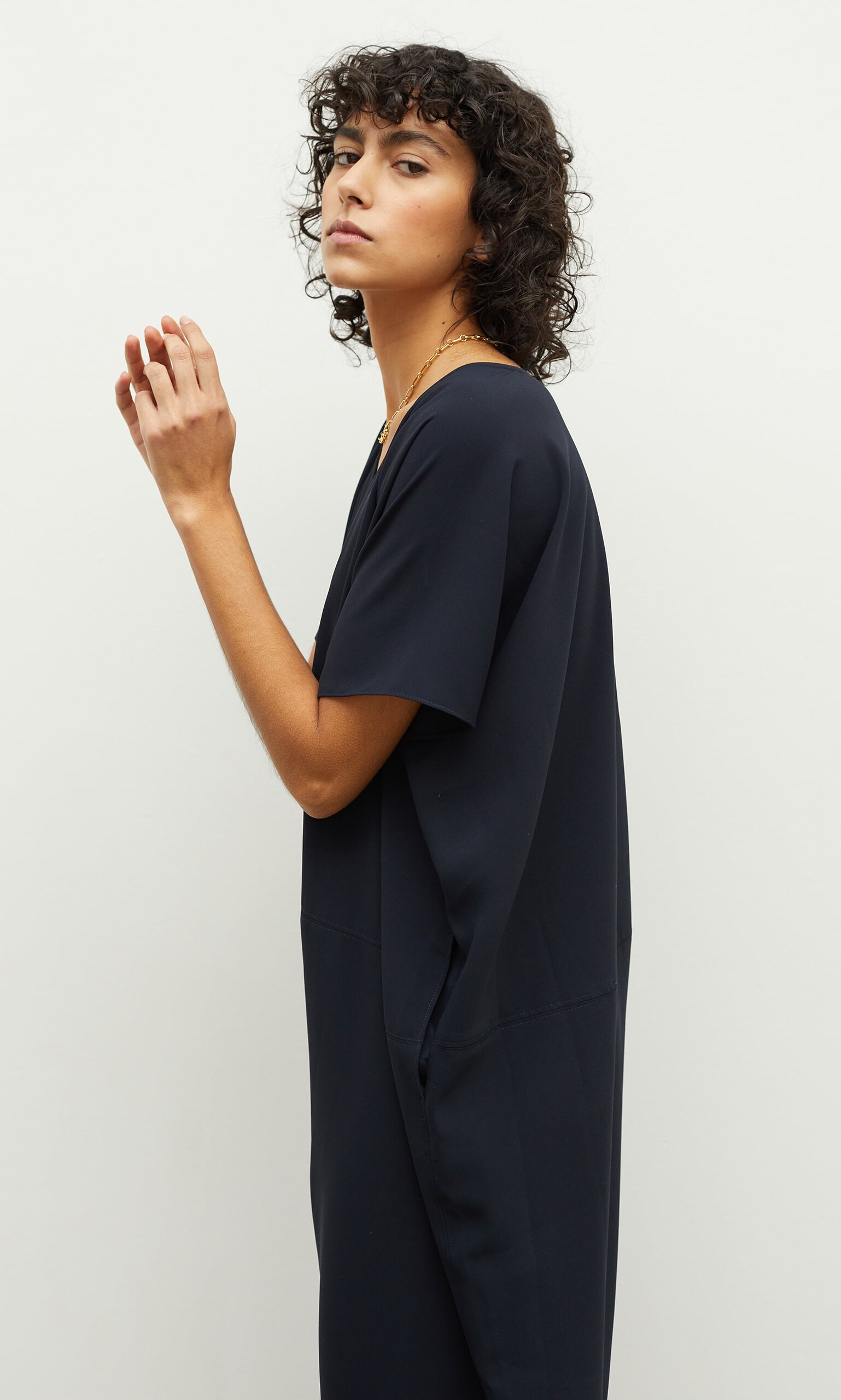 Classic navy jumpsuit - SS22