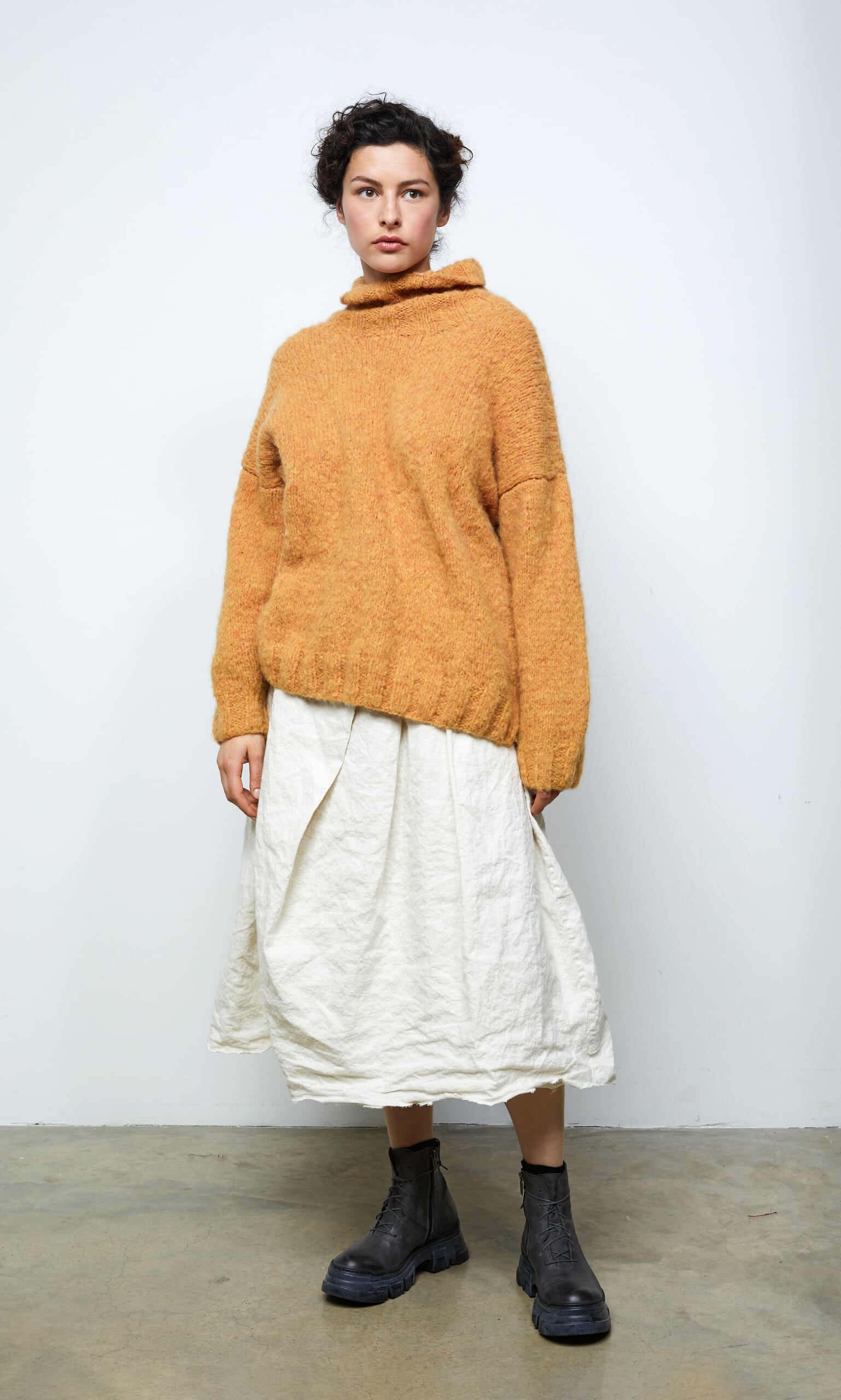 Butterscotch rollneck