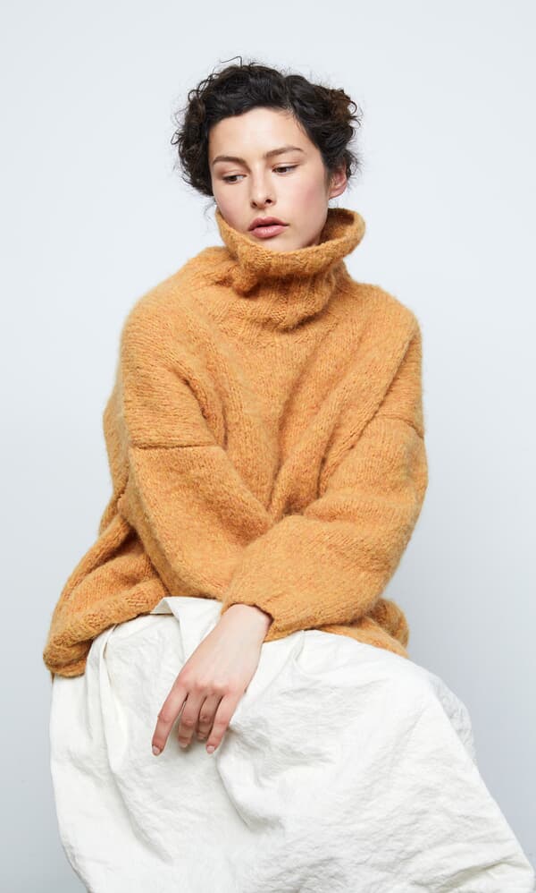 Butterscotch rollneck