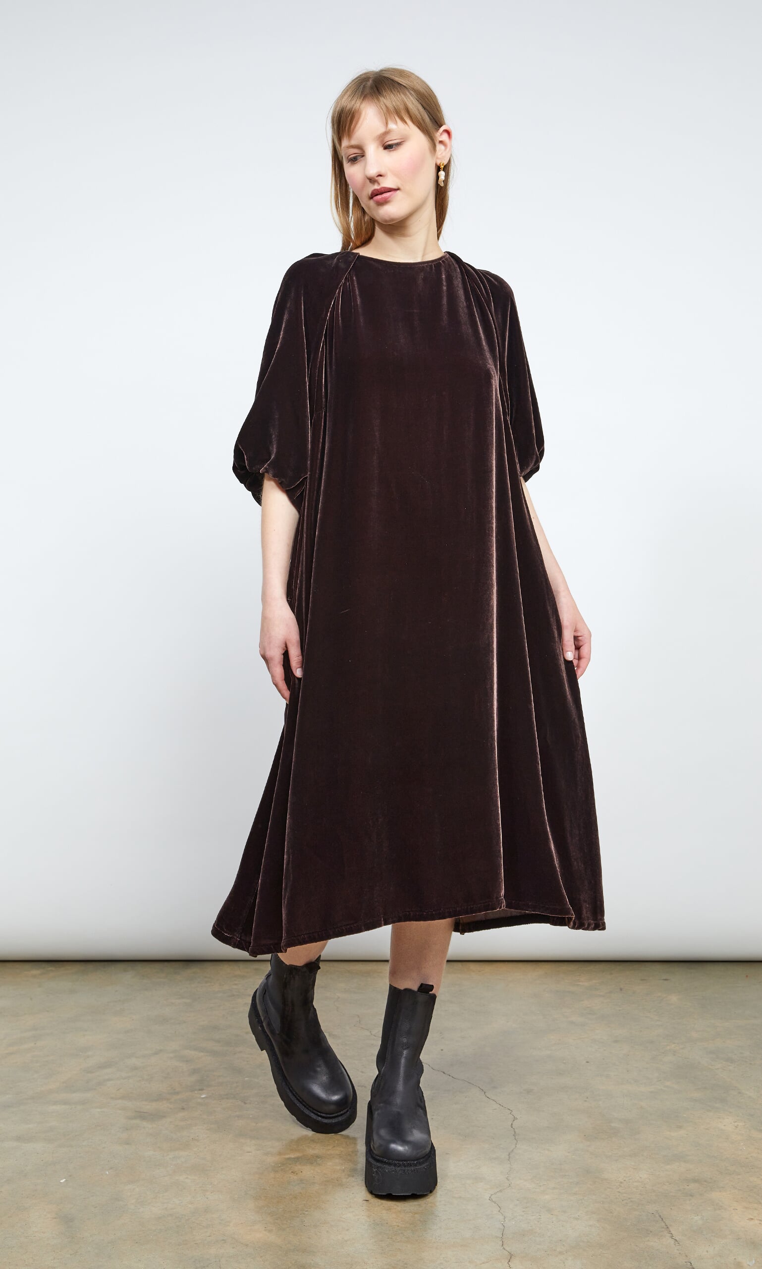 Audrey velvet dress