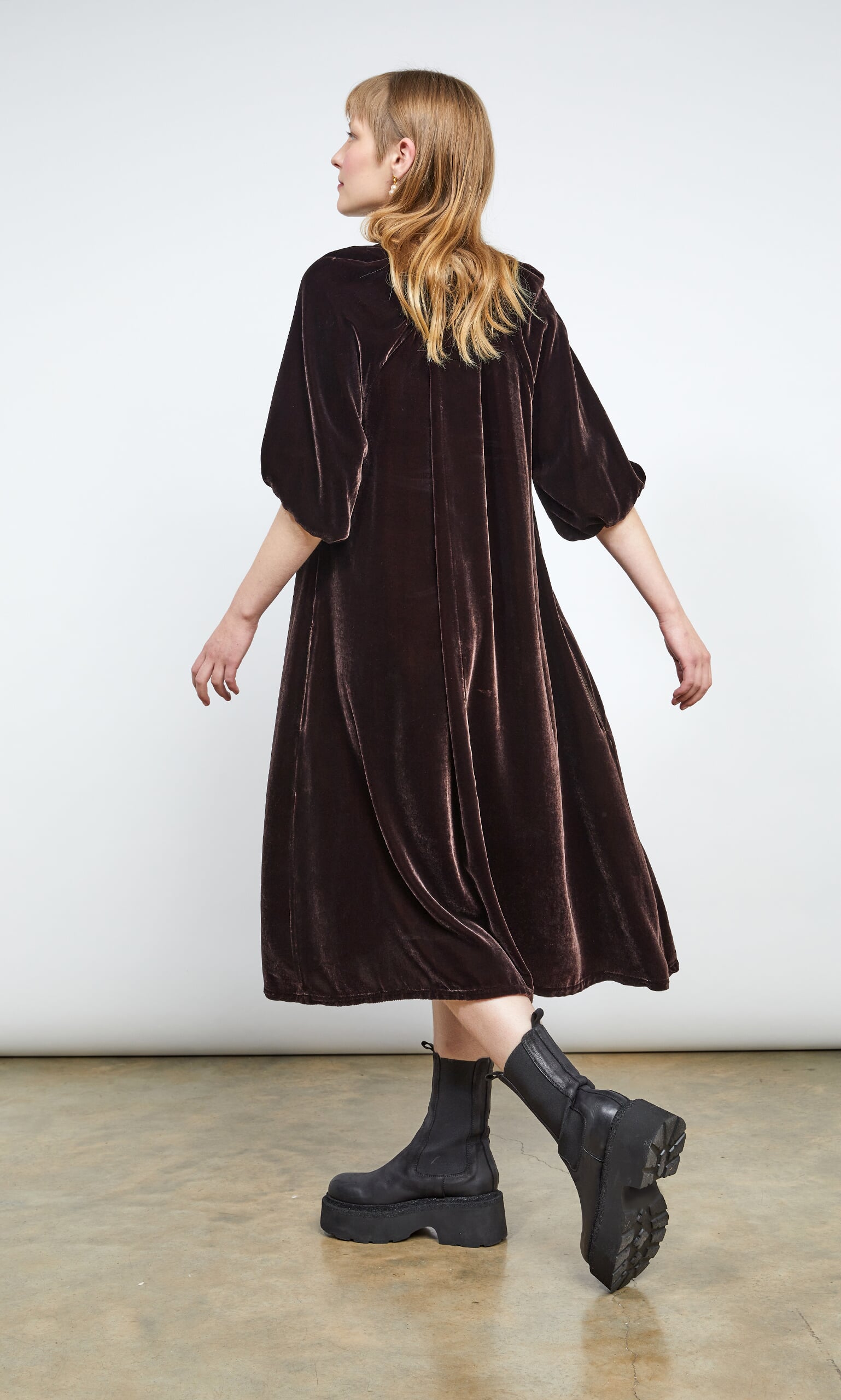 Audrey velvet dress