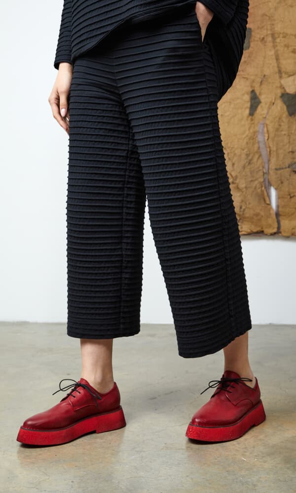Maru black pants