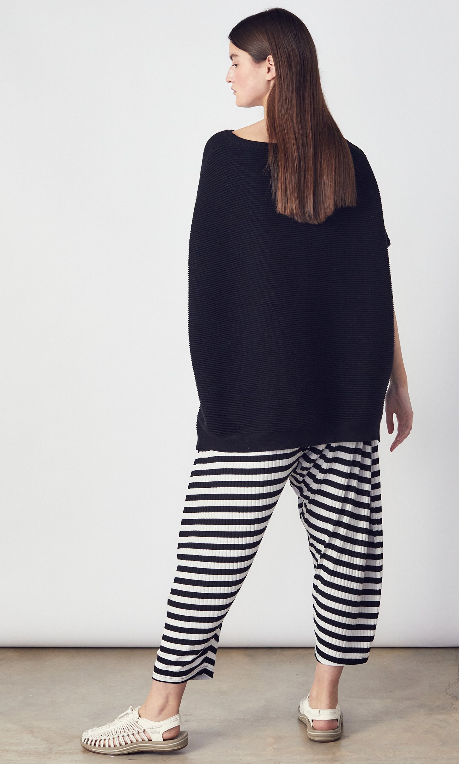 Inc black and sale white striped pants