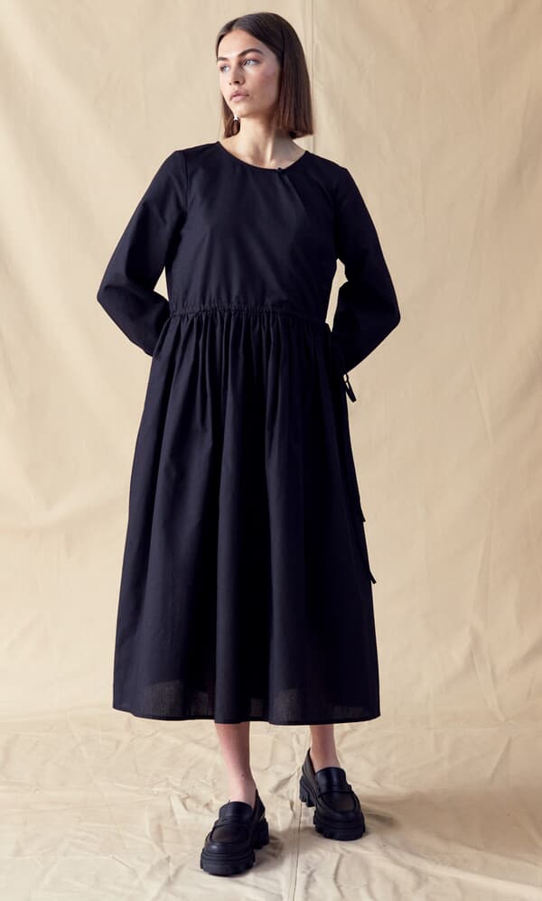 Korean dress - black