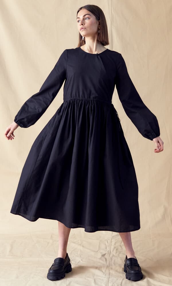 Korean dress - black