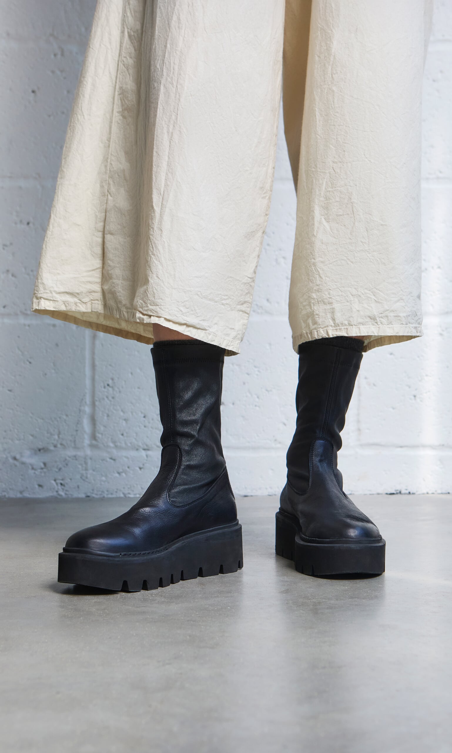 Short Prato boots