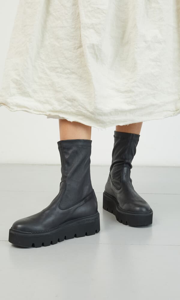 Short Prato boots