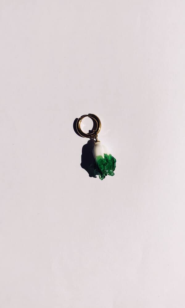 Cabbage earring (single earring)