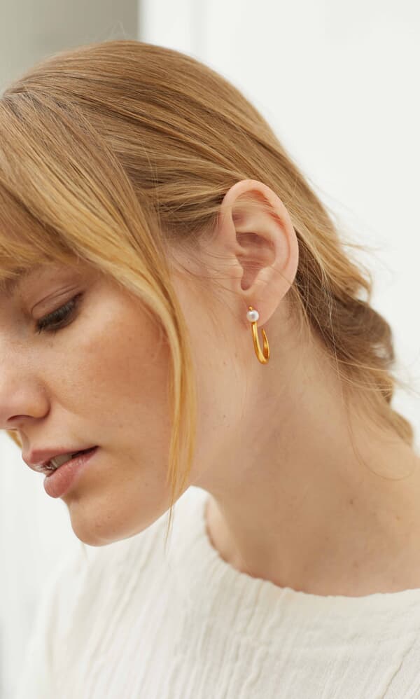 Pearl lora earrings