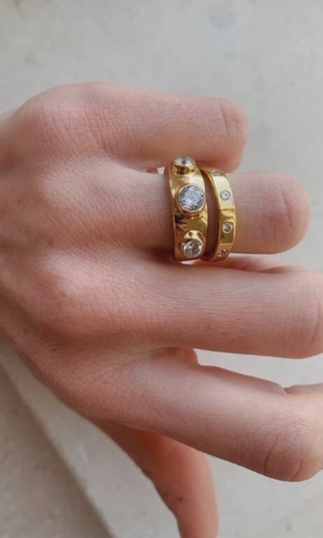 Ettienne ring