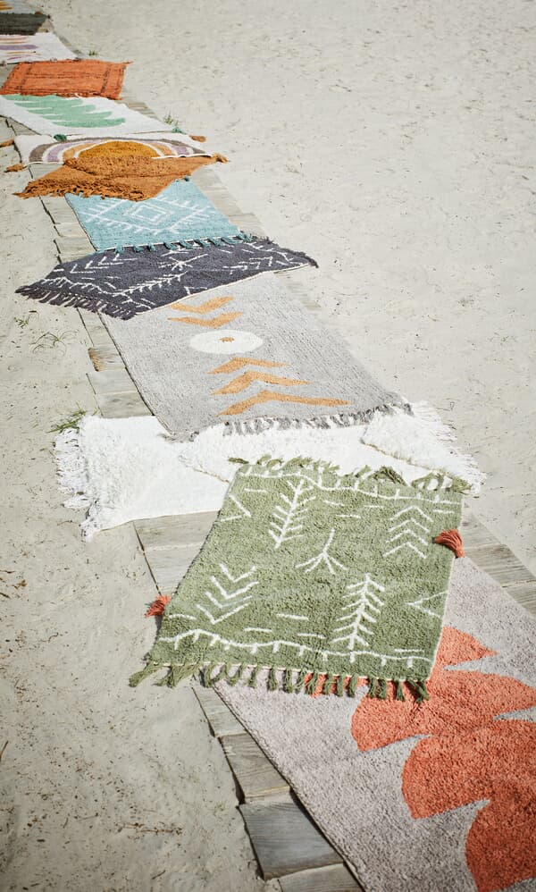 Tufted bath mat 