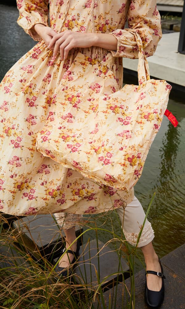 Carrie flower bag