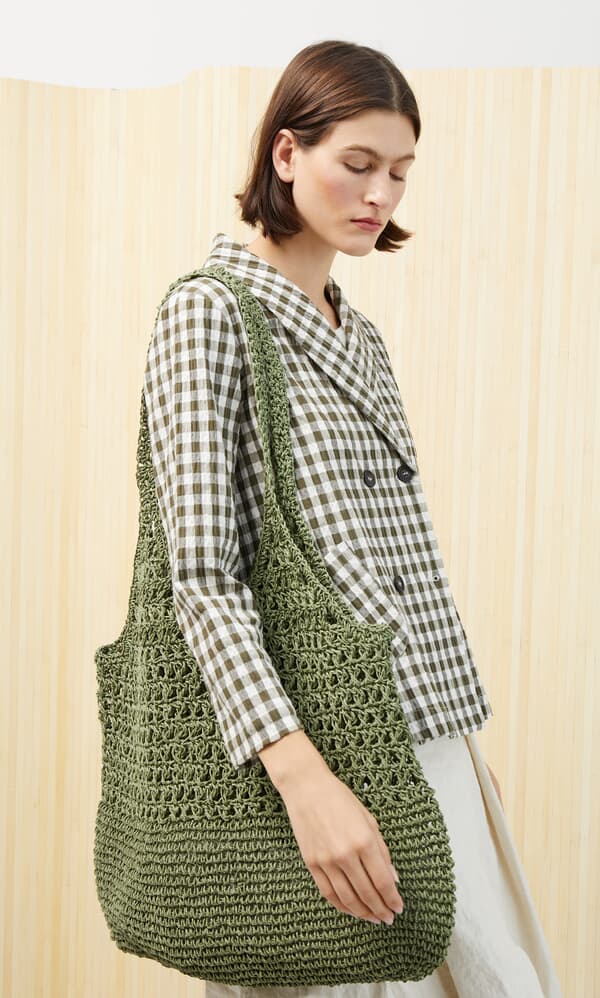 Crochet shopper