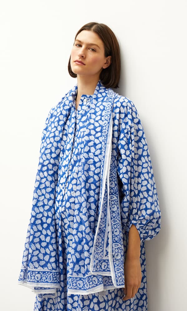 March scarf
