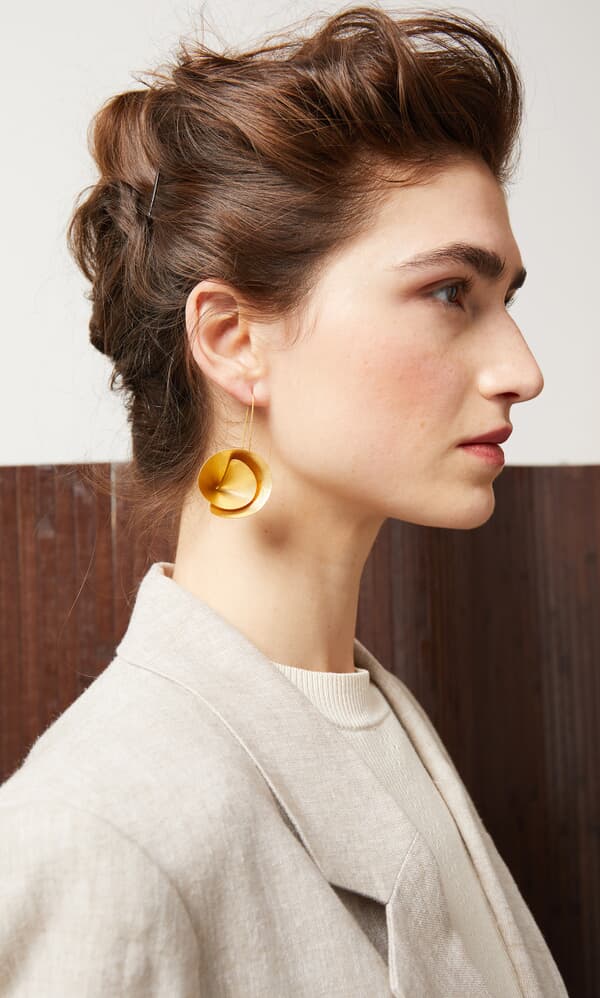 Gold shell earrings