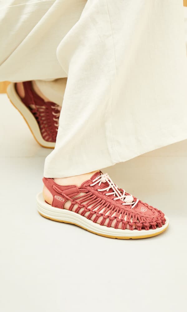 Keen sandals - berry
