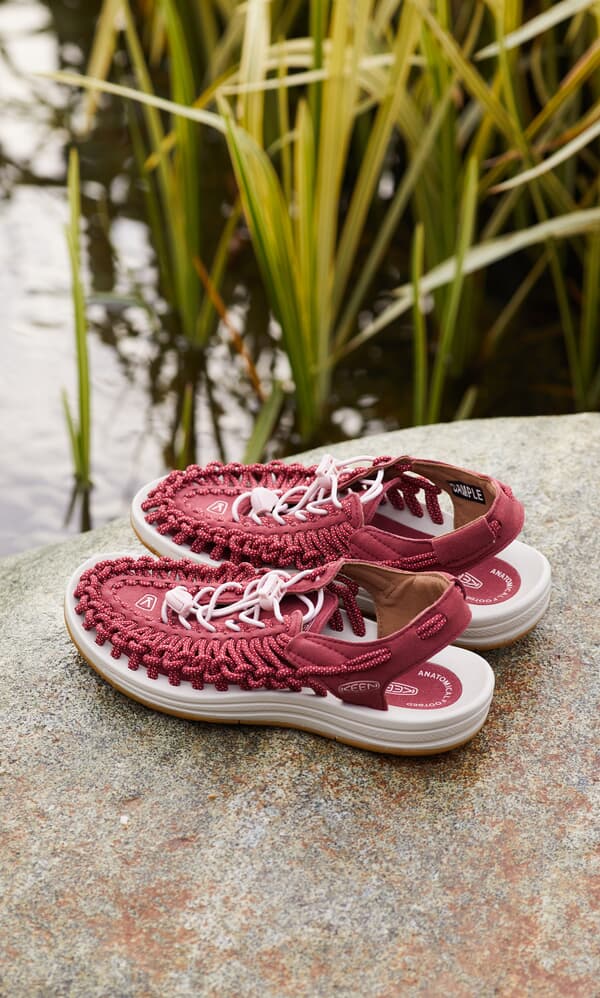 Keen sandals - berry