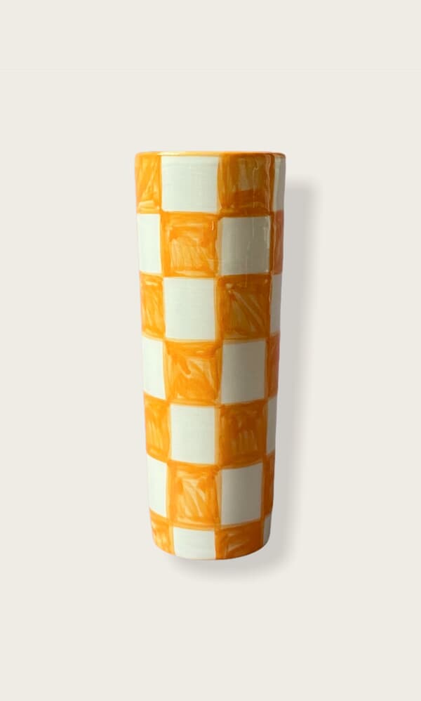 Checker vase - Rust