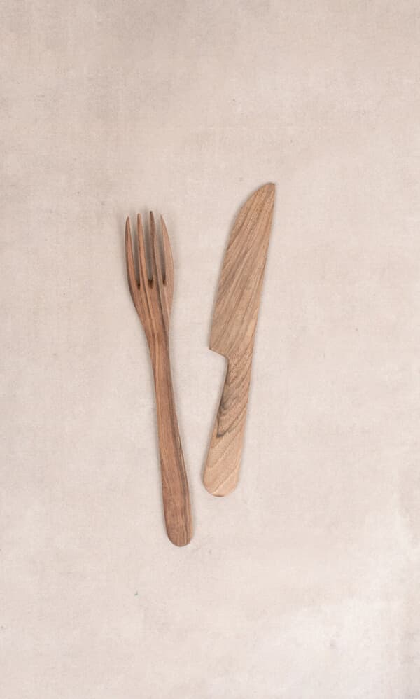 Walnut Cutlery Set 