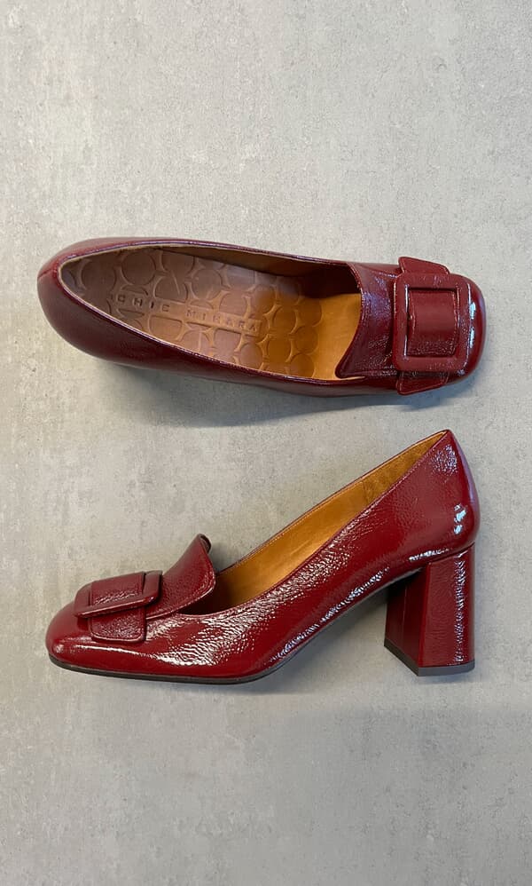 Claret heels by Chie Mihara