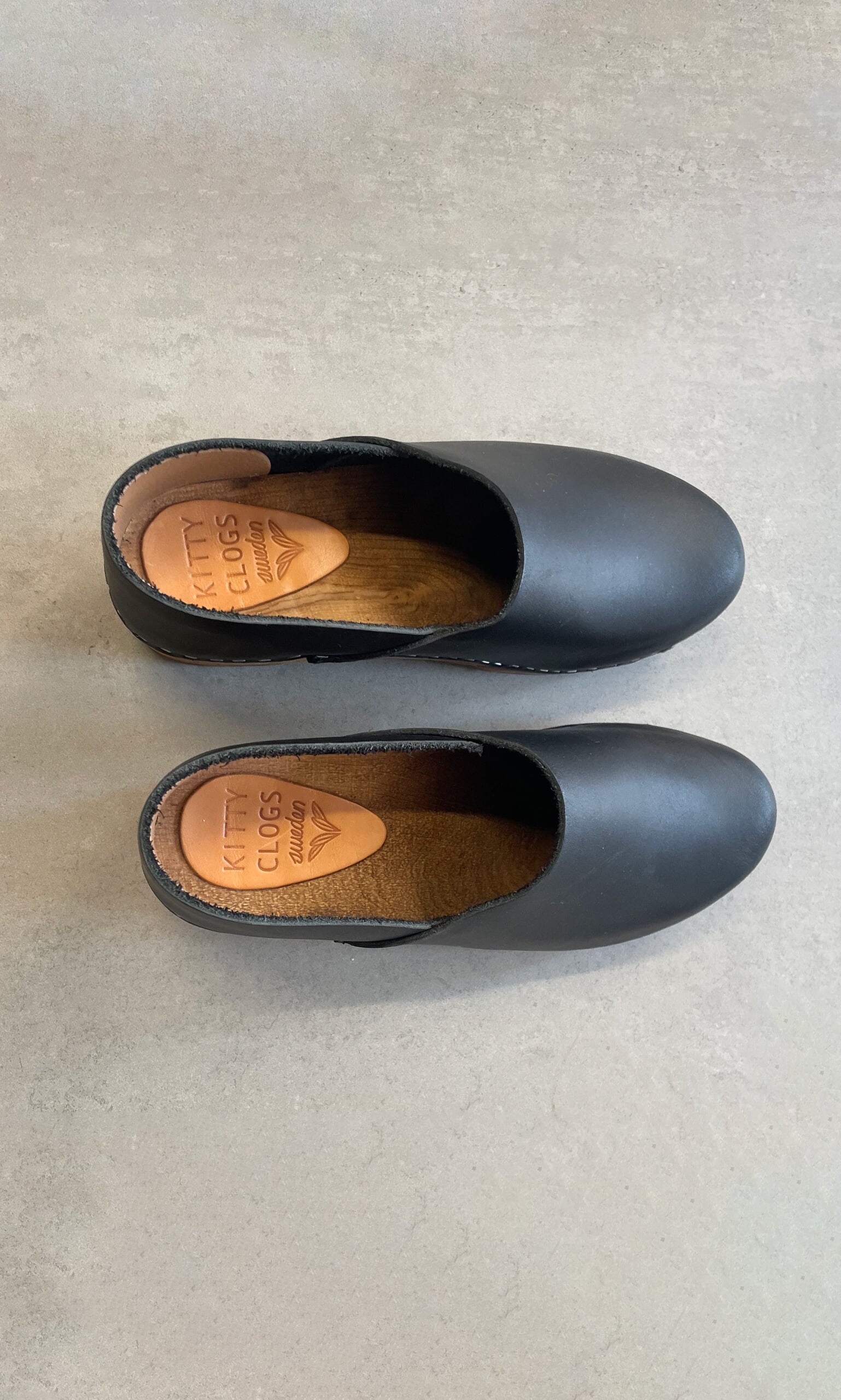 Evora Clogs