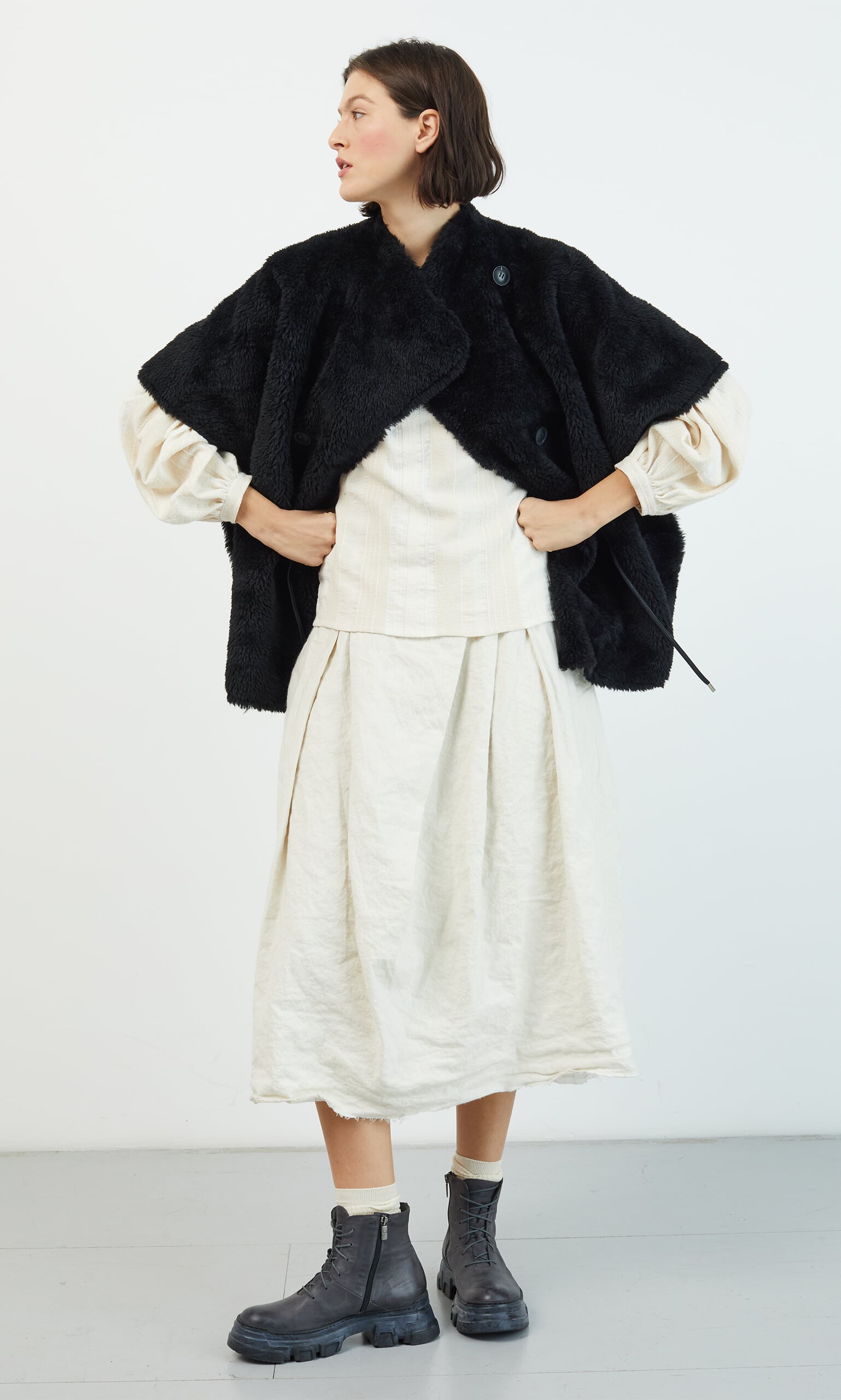 Shearling Cape - Black