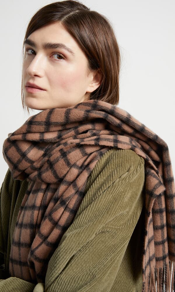 Acorn Scarf