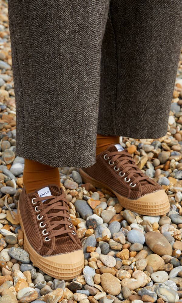 Low Cord Trainers
