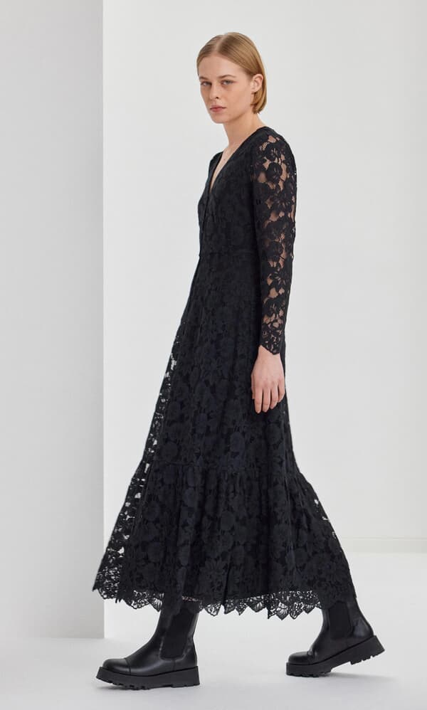 Long lace dress
