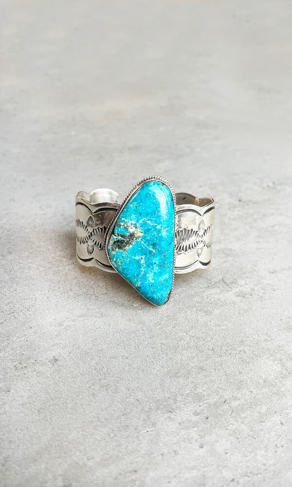 Nevada cuff