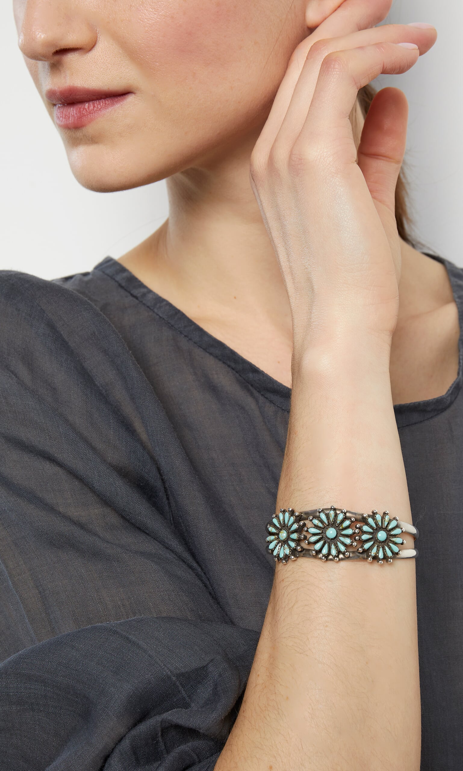 Margerite cuff