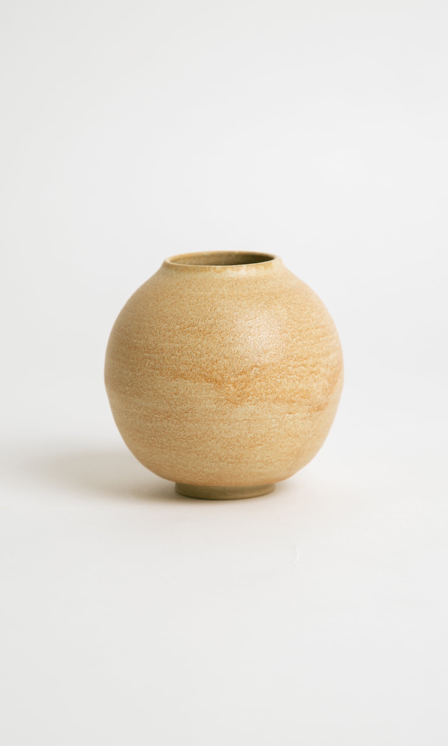 Ecru Moon Vase 