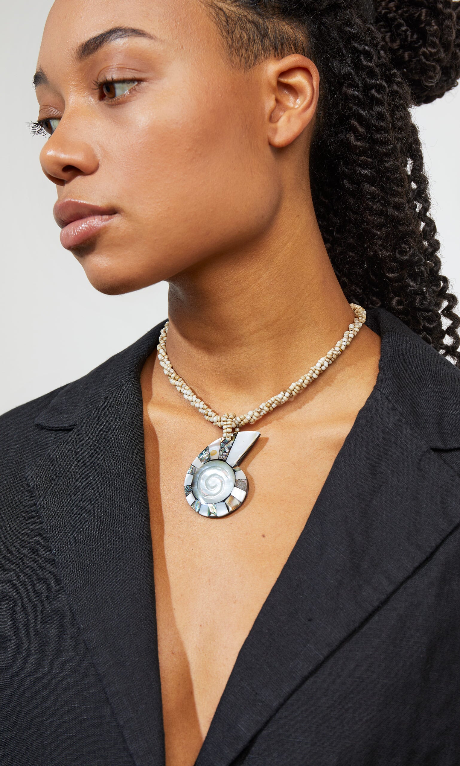 Covy Shell Necklace