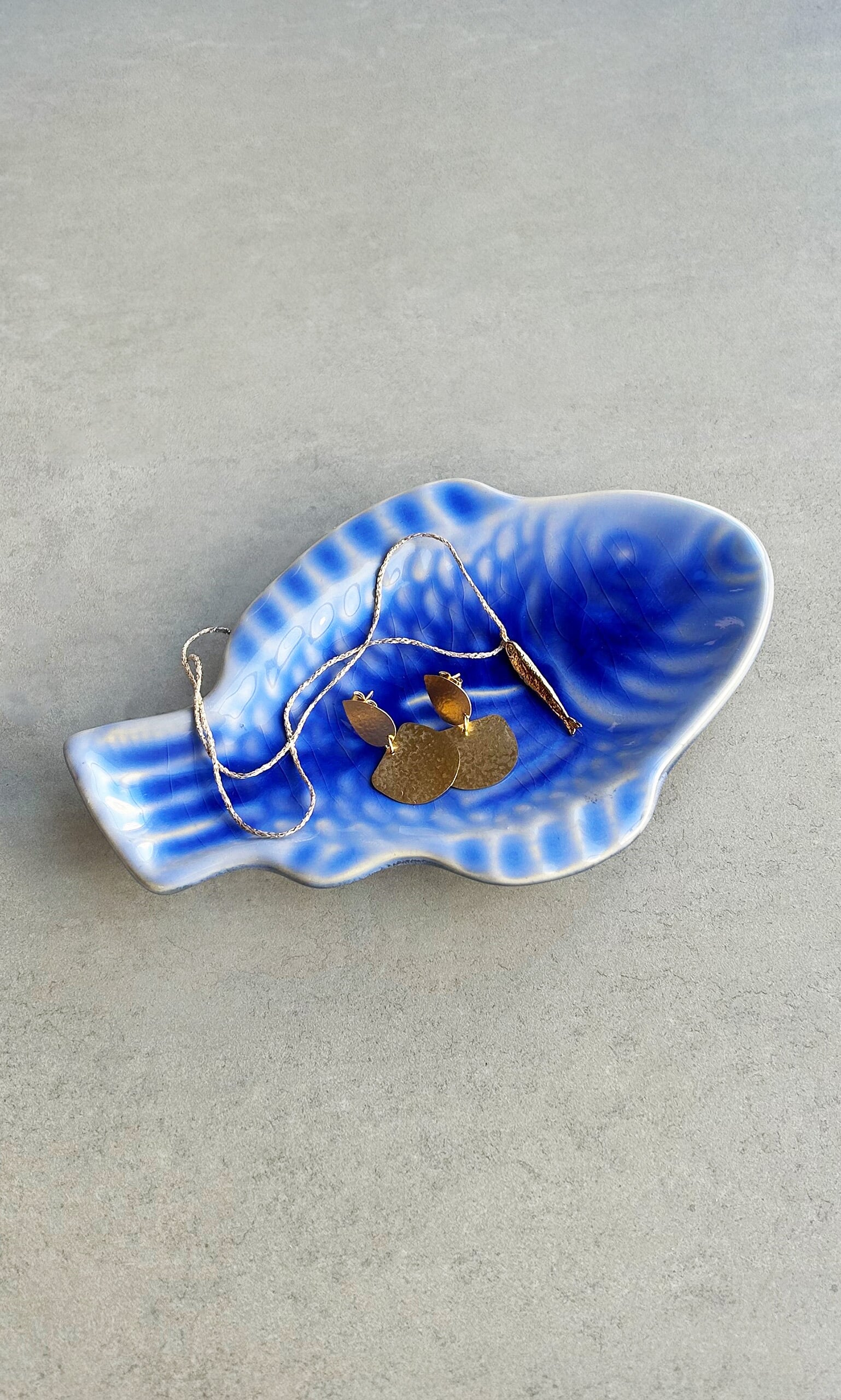 Stoneware Fish Plate - Cobalt