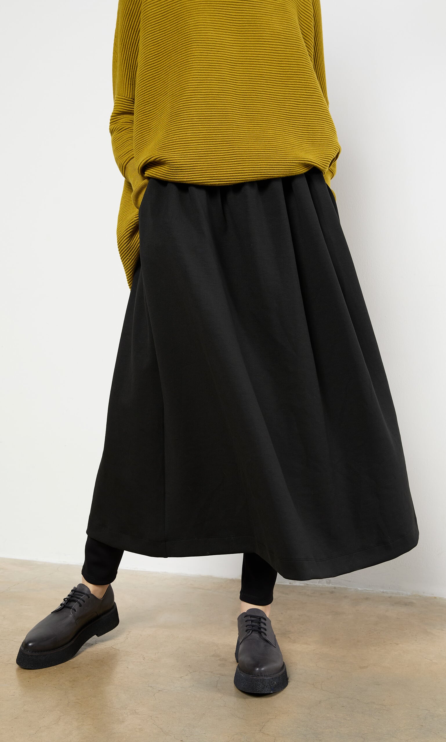 Raven Skirt