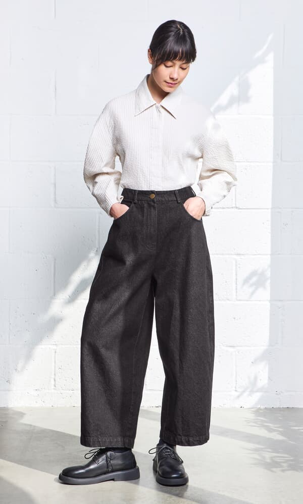 Black Barrel Pants 