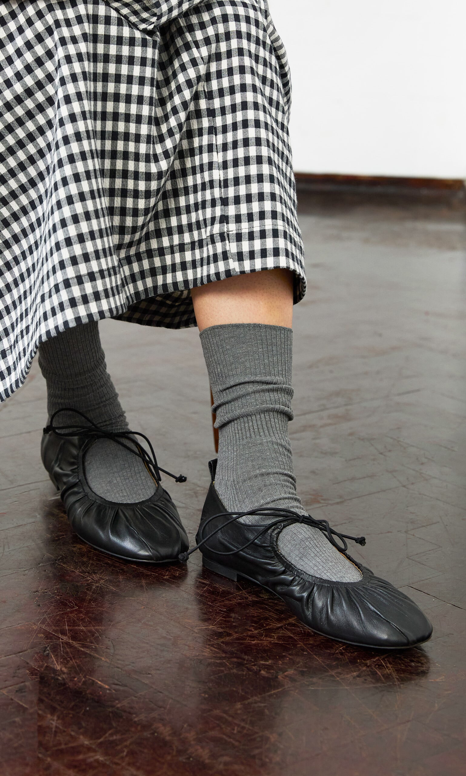 Japanese Silk Socks - Grey