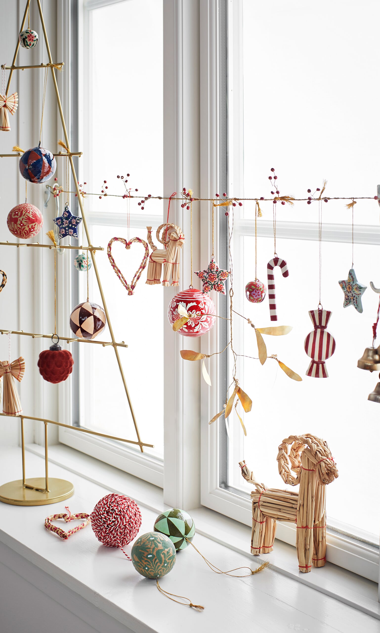 Straw Deer Decorations 
