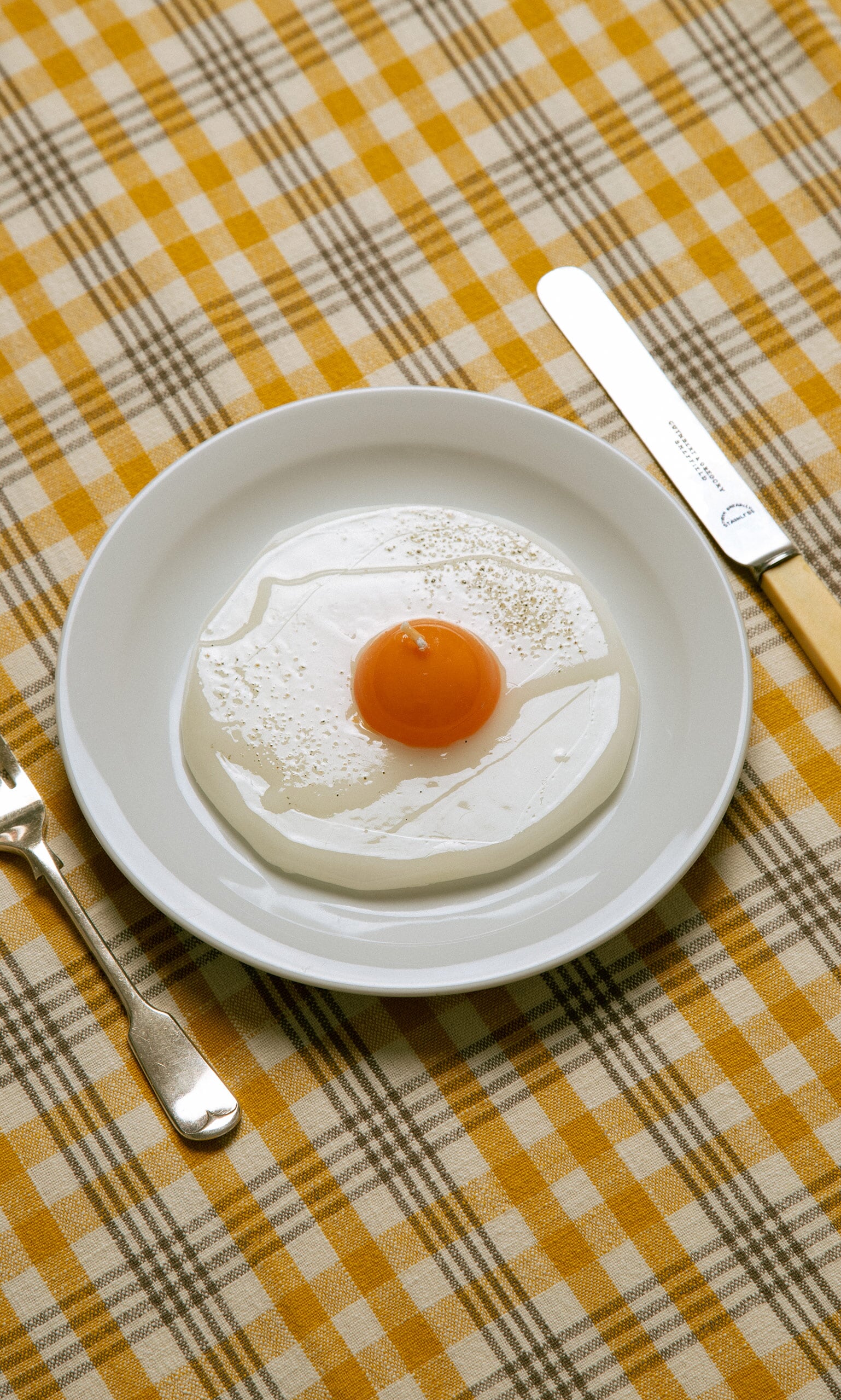 Fried Egg Candle